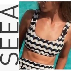 NWOT Seea Georgia Chevron Bikini Top small